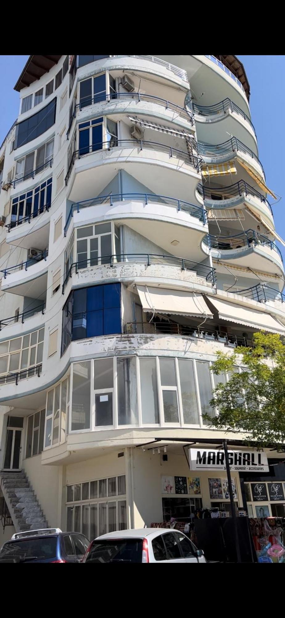 Vivi La Tua Vacanza Con L'Appartamento 1 Di Ervin! Enjoy Your Holiday With Ervin'S Apartment 1! Vlore Exterior photo